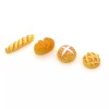 Assortiment de quatre petits pains miniatures en résine vue principale en long