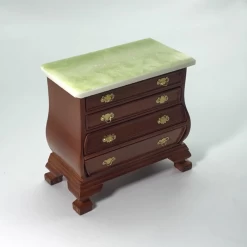 Commode galbée – Style Louis XV