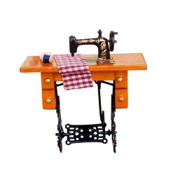 Alternative view of Machine à coudre