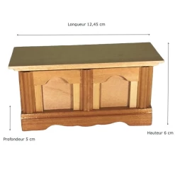 Alternative view of Coffre, banquette