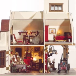 Maison de poupée Tudor, Stratford Bakery, échelle 1/12e