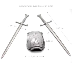 Armure médiévale miniature avec deux épées en métal, à personnaliser selon vos préférences.