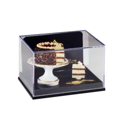 Alternative view of Gâteau forêt noire sur porcelaine Reutter