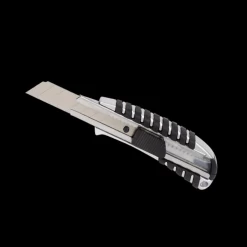 Cutter lames de 18 mm de précision et grip sécurisé pour bricolage efficace.