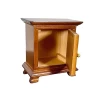 Table de nuit miniature en bois teinté noyer avec porte ouvrante, parfaite pour maison de poupée.