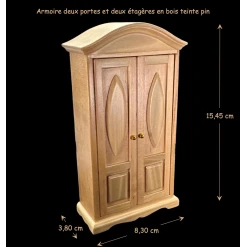 Armoire chapeau gendarme miniature en bois, teinte pin. Avec mesures