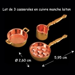 Lot de casseroles miniatures en cuivre, manche laiton pour maison de poupée. Avec dimensions