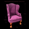 Fauteuil Chippendale miniature en velours mauve avec tabouret, parfait pour maisons de poupées échelle 1:12. Avec dimensions