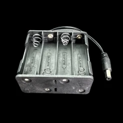 Boîtier de raccordement pour 8 piles 1,5V avec fiche jack miniature vue principale