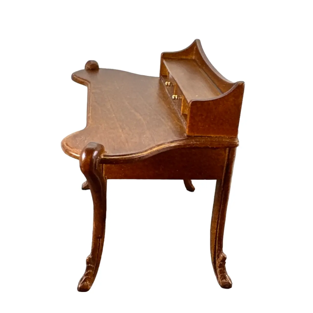 Bureau art nouveau miniature en bois noyer, tiroirs ouvrants — vue de côté fond blanc