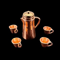 Cafetière cuivre miniature avec 4 tasses 1/12ᵉ — vue principale