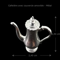 Cafetière en métal avec couvercle amovible, bord torsadé — vue principale avec dimensions