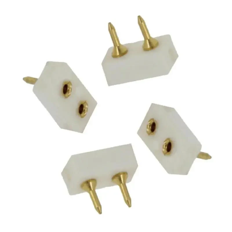 lot de 4 prises murales à clouer échelle 1/12ᵉ vue principale avec les 4 prises