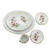 Service de table marguerites roses en céramique 50 pièces — vue détaillée fond blanc