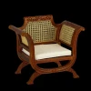 Fauteuil miniature style Louis-Philippe en bois massif et cannage, échelle 1/12ᵉ, brun noyer avec assise écrue. vue principale
