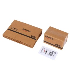 carton miniature Amazon déplié et monté avec étiquette autocollante échelle 1/12