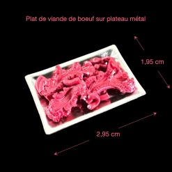 Dimensions du plat de viande miniature en métal pour maison de poupée