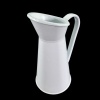 Broc miniature en métal blanc creux 1/12e