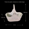 Panier de jardin miniature en métal beige dimensions 4 x 2,34 x 3,88 cm