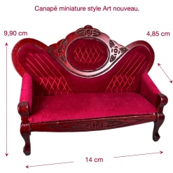 Canapé miniature Art nouveau avec dimensions 14 × 4,85 × 9,90 cm – 1/12e