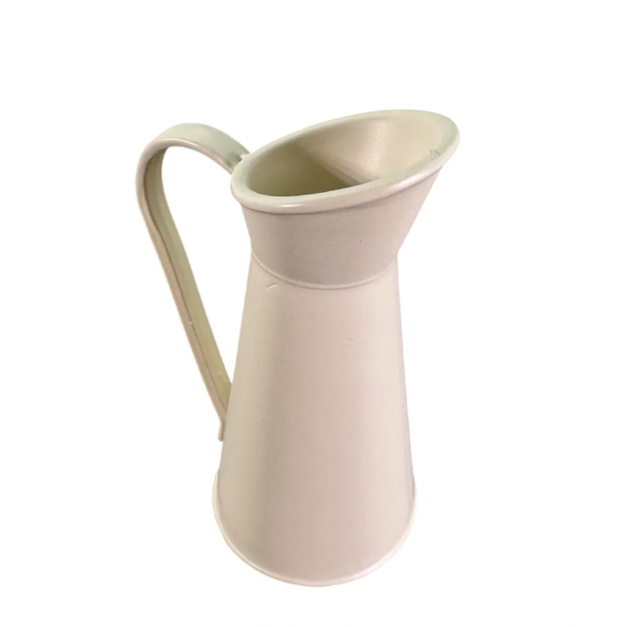 Broc miniature en métal beige sur fond blanc 1/12e