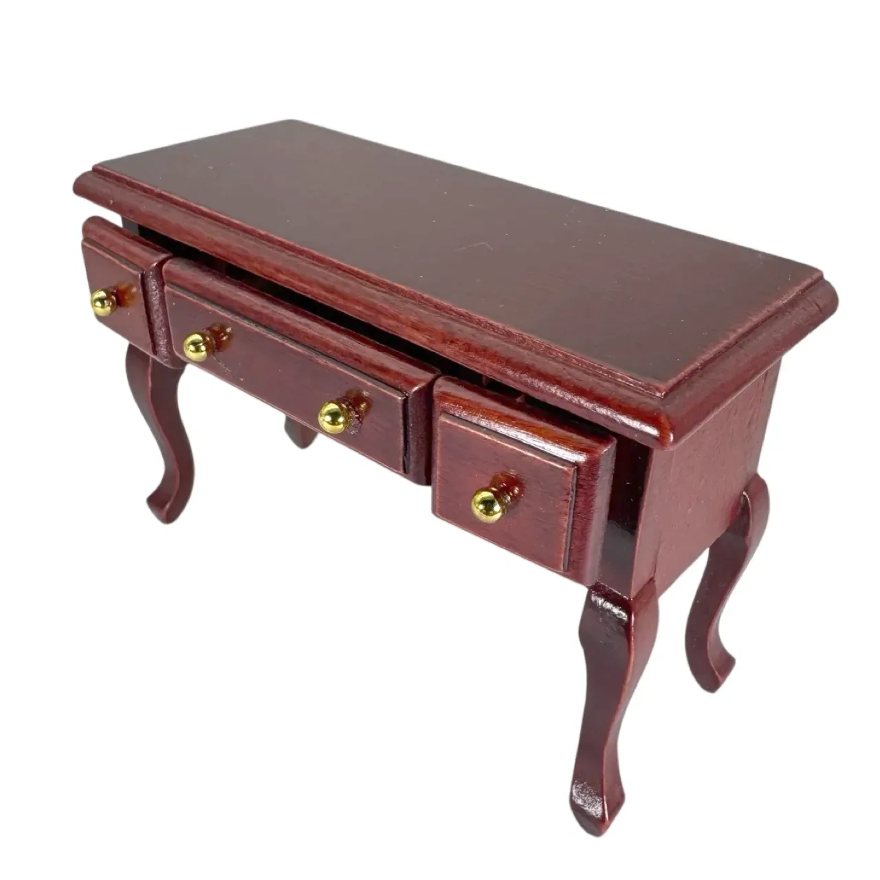 Bureau miniature acajou avec trois tiroirs ouverts