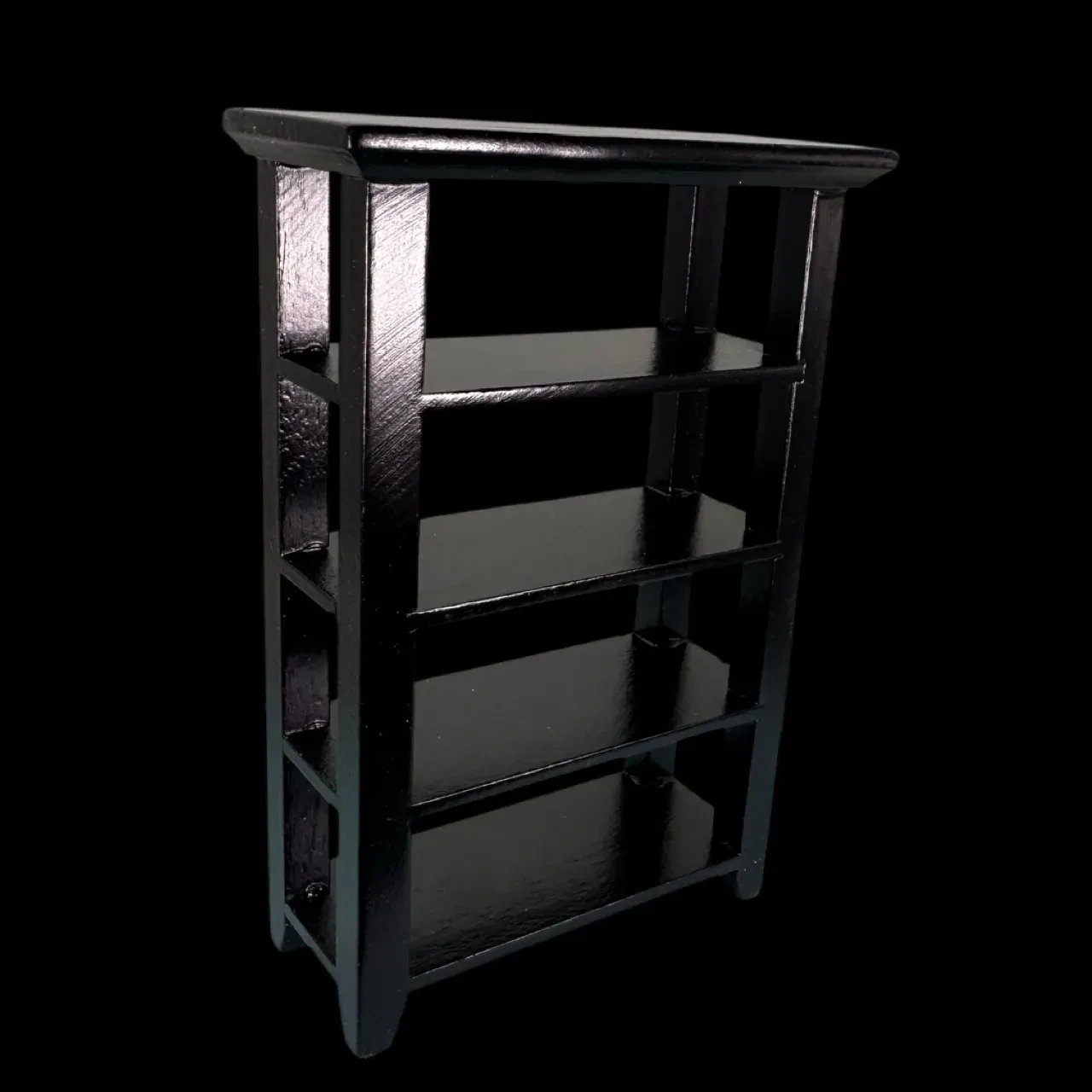 Dimensions de l'étagère miniature en bois peint noir