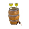 Tonneau miniature en bois avec 2 verres de vin blanc posés dessus