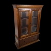 Bibliothèque vitrine miniature en bois teinté à 2 portes vitrées – Image 6