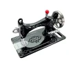 Machine à coudre miniature en métal noir et argenté pour maison de poupée au 1/12e