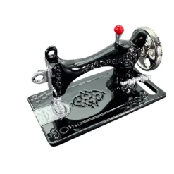Machine à coudre miniature en métal noir et argenté pour maison de poupée au 1/12e