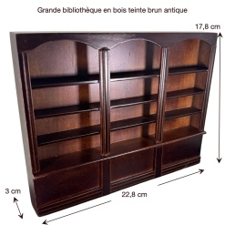 Grande bibliothèque miniature en bois brun antique avec dimensions au 1/12e